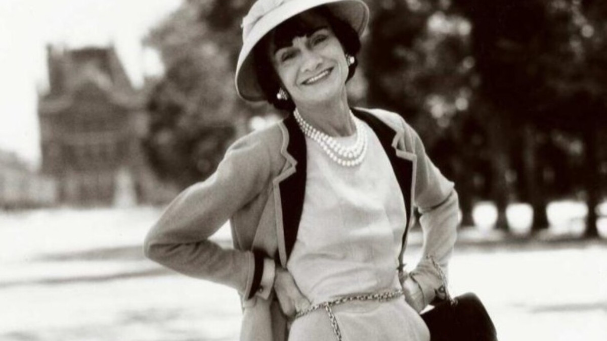 Цитати Коко Шанель українською й англійською мовами