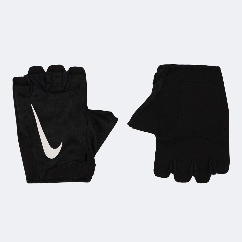 Навіщо жінкам потрібні спортивні рукавички для тренувань