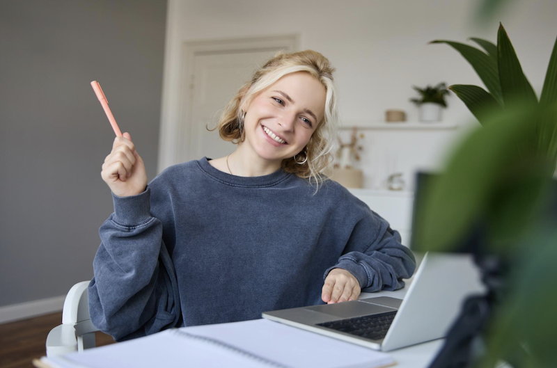 Як пишеться “навчально-виховний” за новим правописом