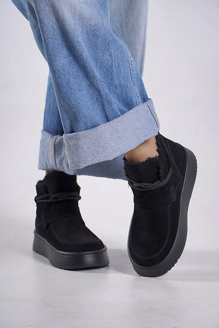 Як обрати анатомічне взуття, щоб ходьба була комфортною та корисною для ніг