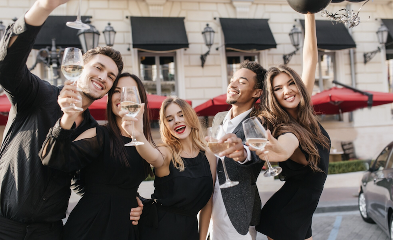 Цитати для випускного альбому: найкращі варіанти підписів