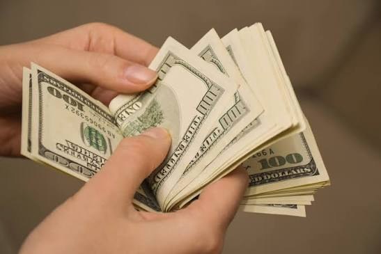 Инфракрасная и ультрафиолетовая детекция для проверки банкнот